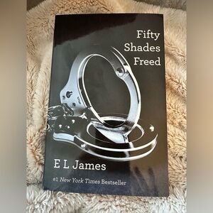 Fifty Shades Freed Book by E L James (Paperback)